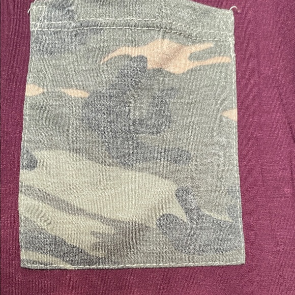 Magic Fit Maroon and Olive Long Sleeve V-Neck Top - Picture 2 of 8